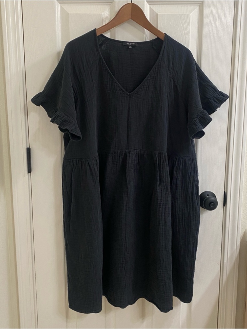 Madewell Ruffle-Sleeve Babydoll Dress in Black - Size 1X